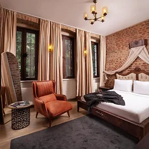 https://nine-istanbul-hotel.istanbul-turkeyhotels.com