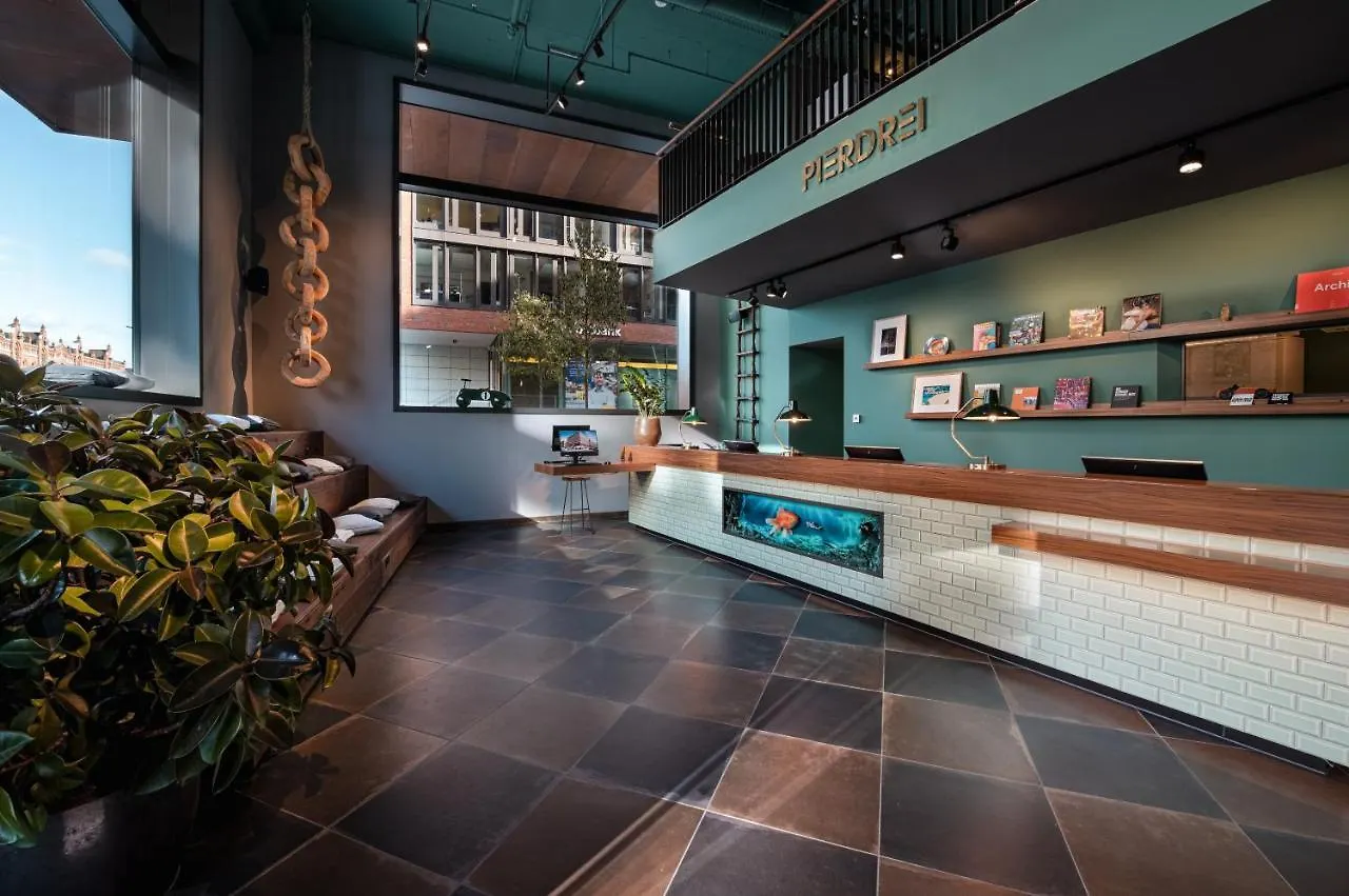 Pierdrei Hotel Hafencity Hamburg location